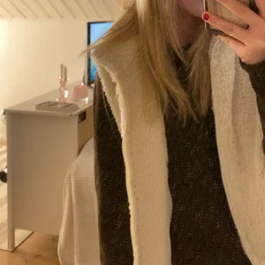 Teddyväst - Superfin och mysig teddyväst ❤️‍🔥❤️‍🔥