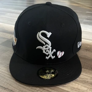 New Era Keps - Stilren keps i nyskick 