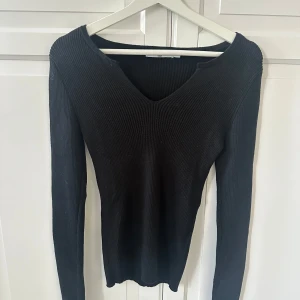 Topp ifrån nakd  - säljer denna super snygga topp ifrån nakd då den tyvärr inte kom till användning 🌸