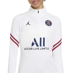 Vit långärmad PSG-tröja - Säljer en snygg vit långärmad PSG-tröja. Är i ok skick, då nopprig och har en fläck som ni kan se på sista bilden, vid ärmen men syns inte jätte mycket. Tvättas såklart innan den skickas.