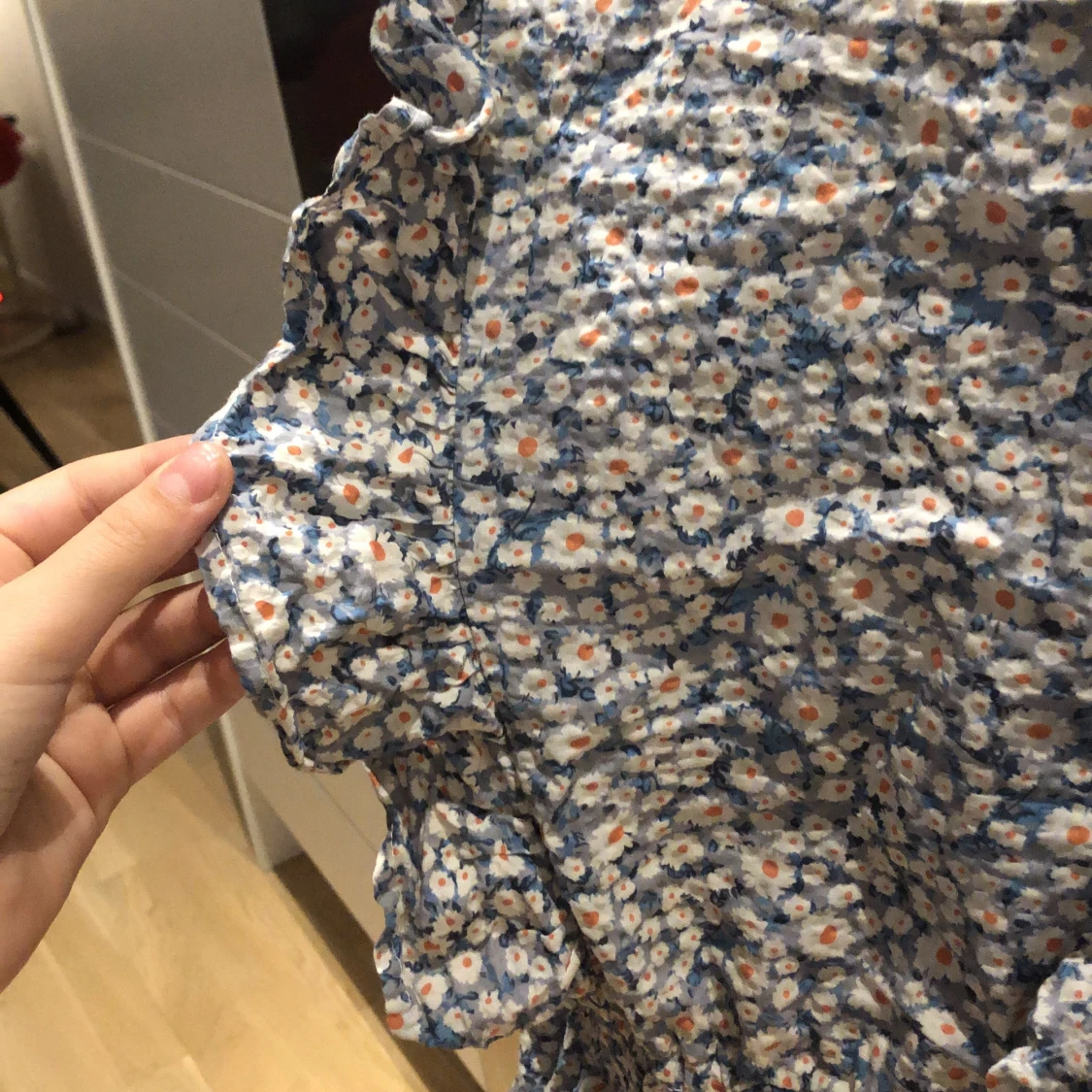 Blommig ärmlös klänning med shorts  - 91