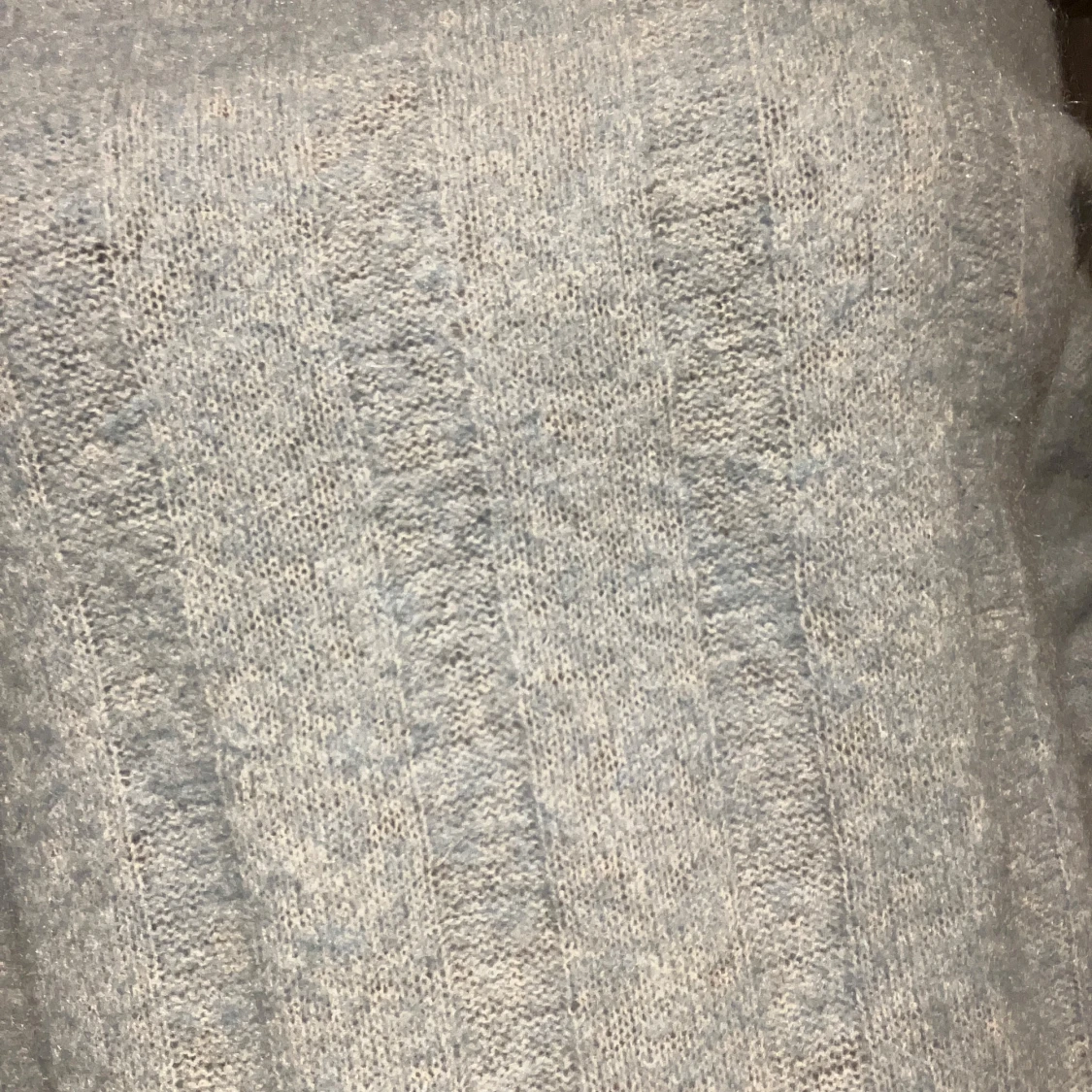 Ljusblå mohairtröja från H&M  - 90