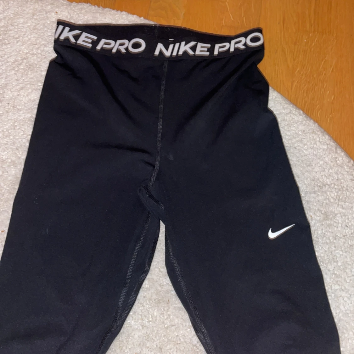 Svarta leggings från Nike Pro - 90