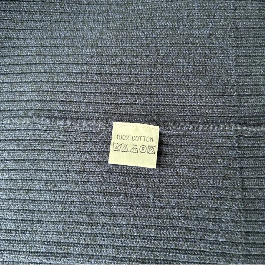 Stickad fullzip-tröja i toppskick! - 93