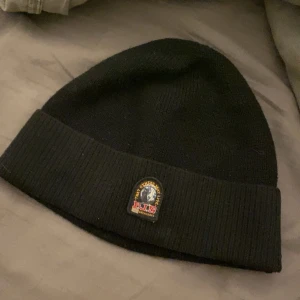 Parajumpers - Säljer då den inte kommer till användning 