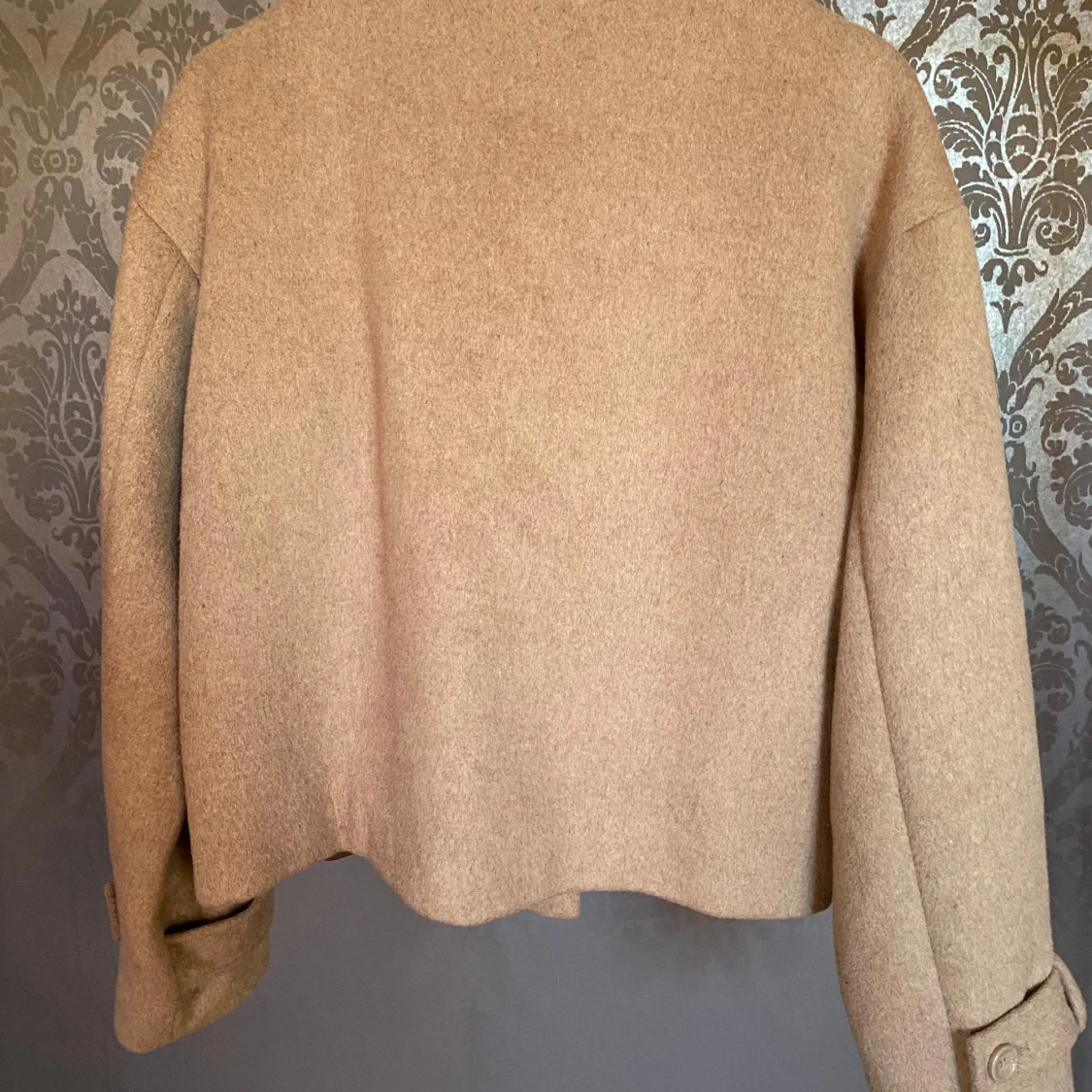 Beige jacka från NA-KD - 1