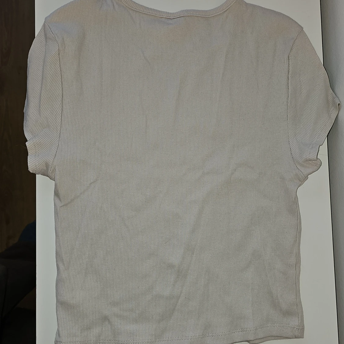 Beige ribbad t-shirt från H&M Divided - 1