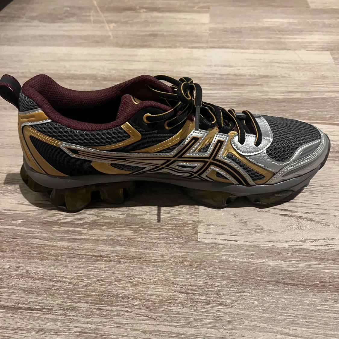 Asics quantum kintetic gel - 4