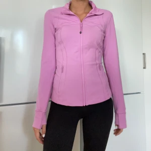 Lululemon define jacket - Så fin unik färg finns inte att köpa i butik slutsålt överallt