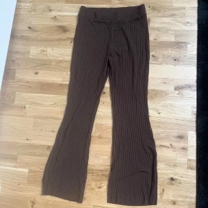 Ribbade byxor  - Från HM 