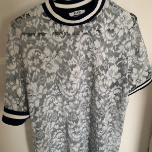 Ganni topp s - Cool ganni topp i spets strl s! Nyskick