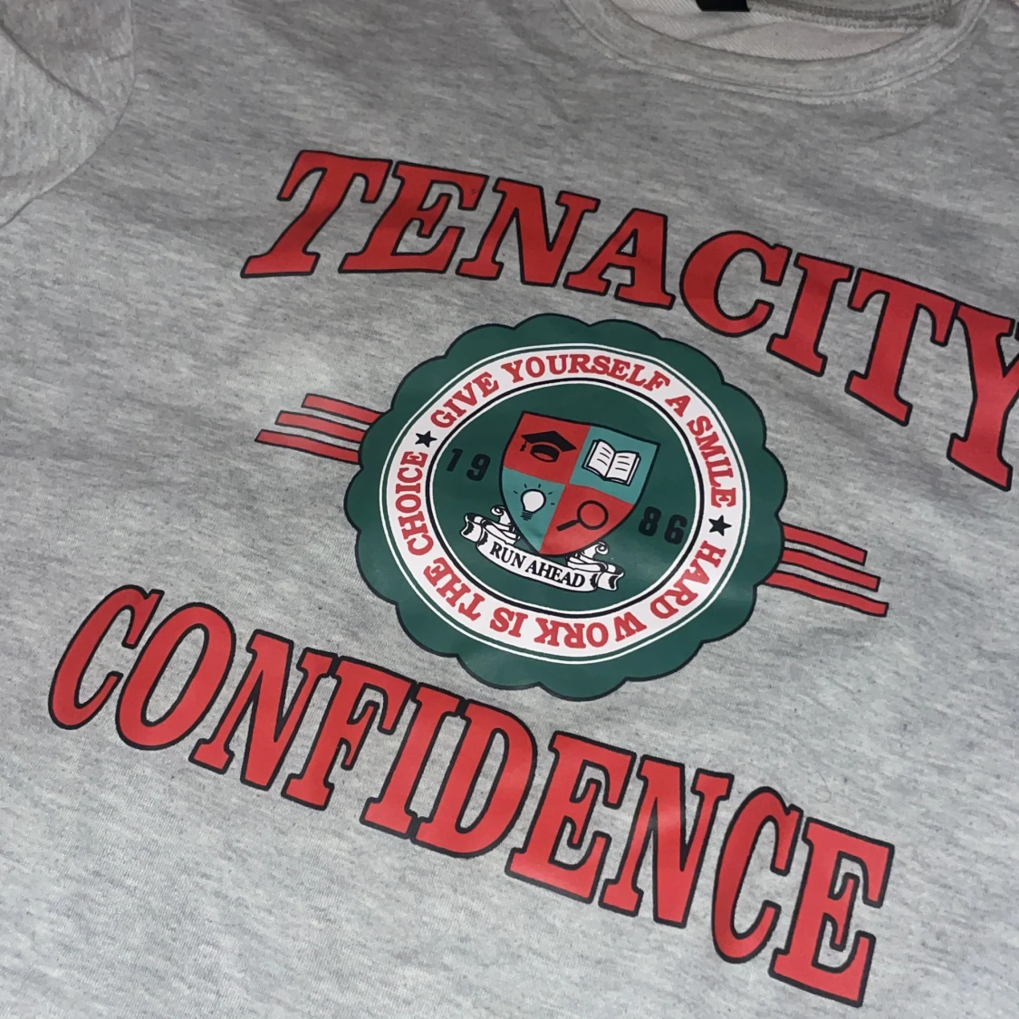 Grå sweatshirt från SHEIN - 90