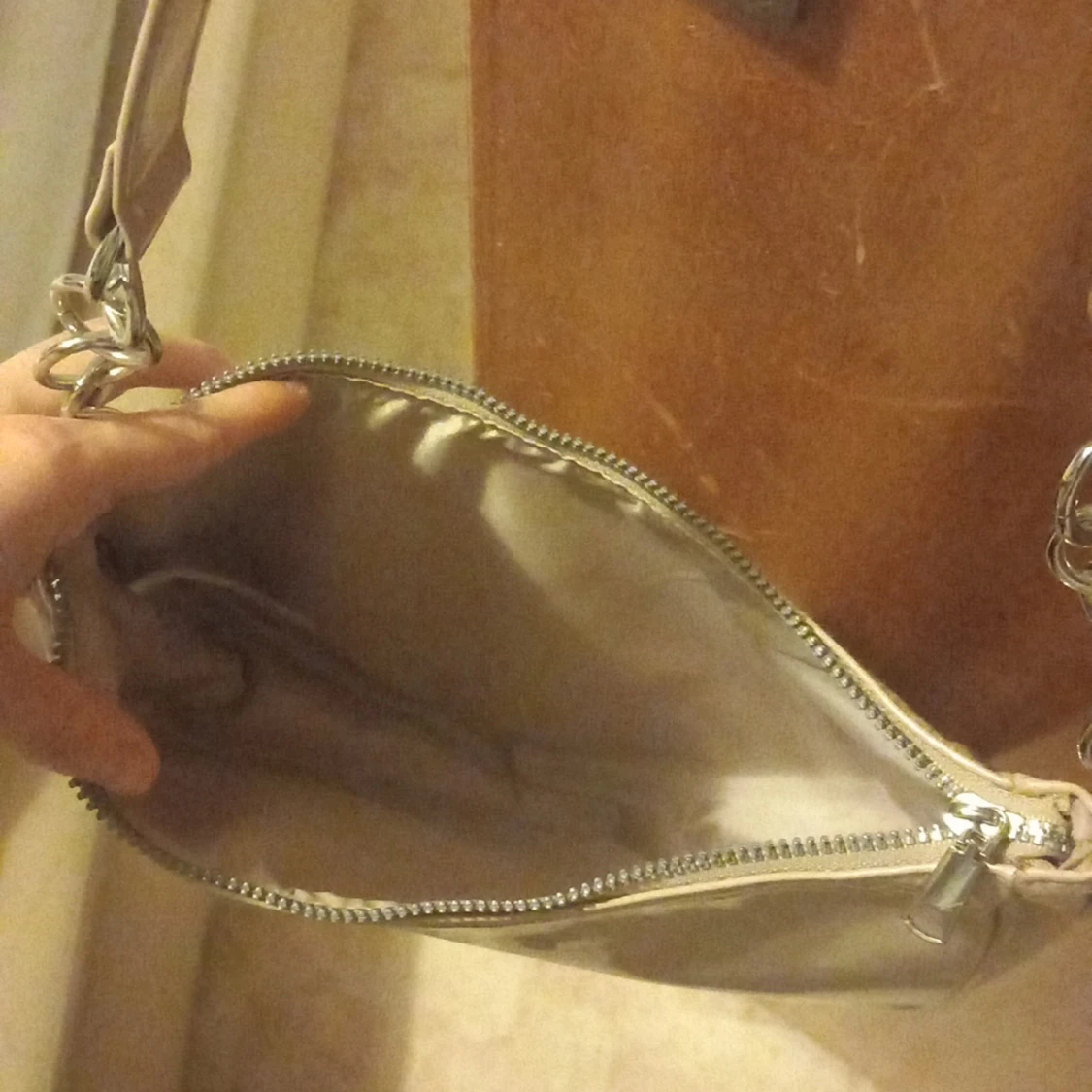  Axelväska med dragkedja - 90