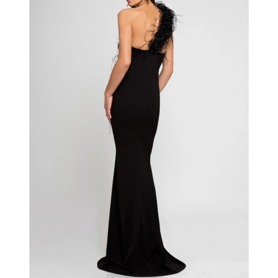 Svart långklänning från Terani Couture - 91