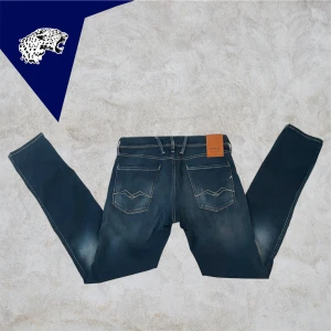 REPLAY ANBASS HYPERFLEX  - Replay Anbass Hyperflex | Skick: 10/10 (som nya)| Strl W32 L34 | Modellen är 182cm | Hör av dig om du undrar någonting!