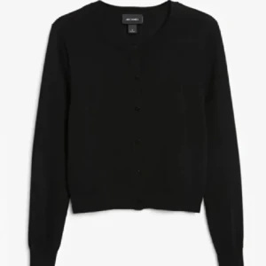 Finstickad kofta - Kofta från Monki i storlek S.