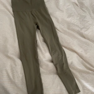 BJÖN BORG tights - Snygga gröna tights från bjön borg!!! 🤎