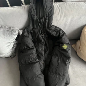 Stone island jacka  - Grymt skick och grymt pris, kan det blir bättre 😉