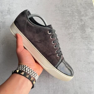 Lanvin skor - Lanvin cap toe | skick 8,5/10 | KVITTO BOX, DUSTBAG, EXTRA SNÖREN INGÅR | storlek uk 7 passar 41-42,5 | nypris 5500 | skriv vid frågor 🙏🏻