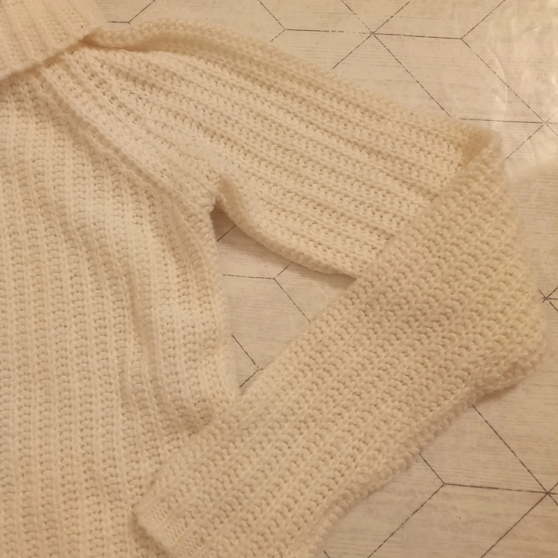 Vit stickad polotröja - 3