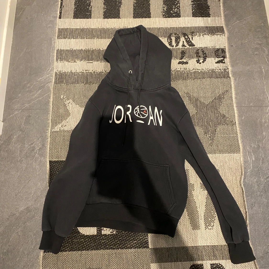 Svart hoodie från Jordan