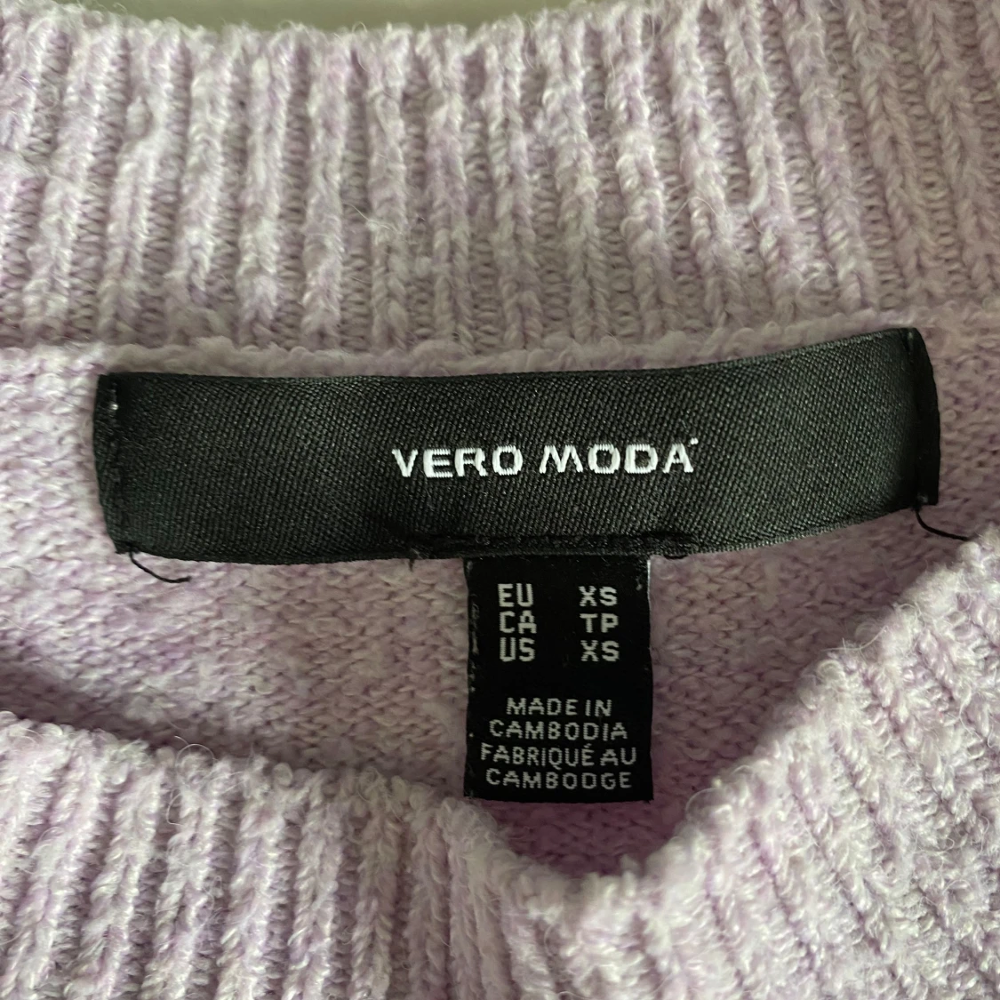 Stickad t-shirt  - 92