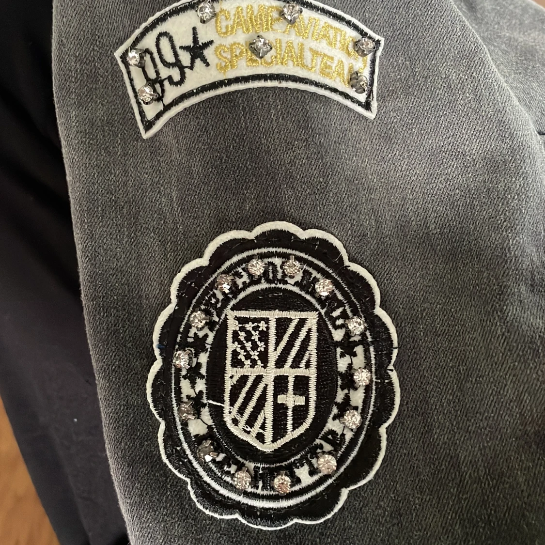 Grå jeansjacka - 92