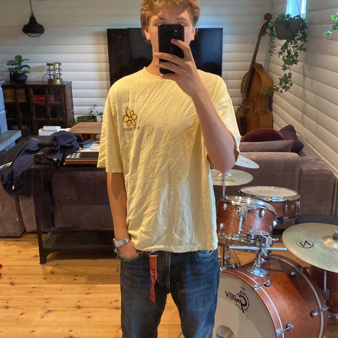 Gul t-shirt från SWEET SKTBS - 93