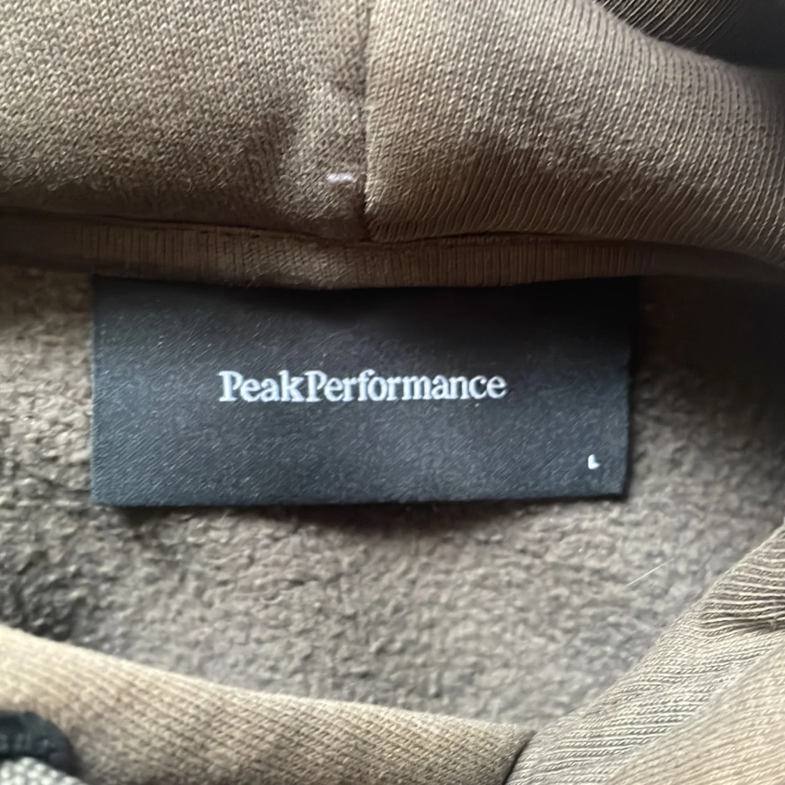 Peak hoodie L - 90