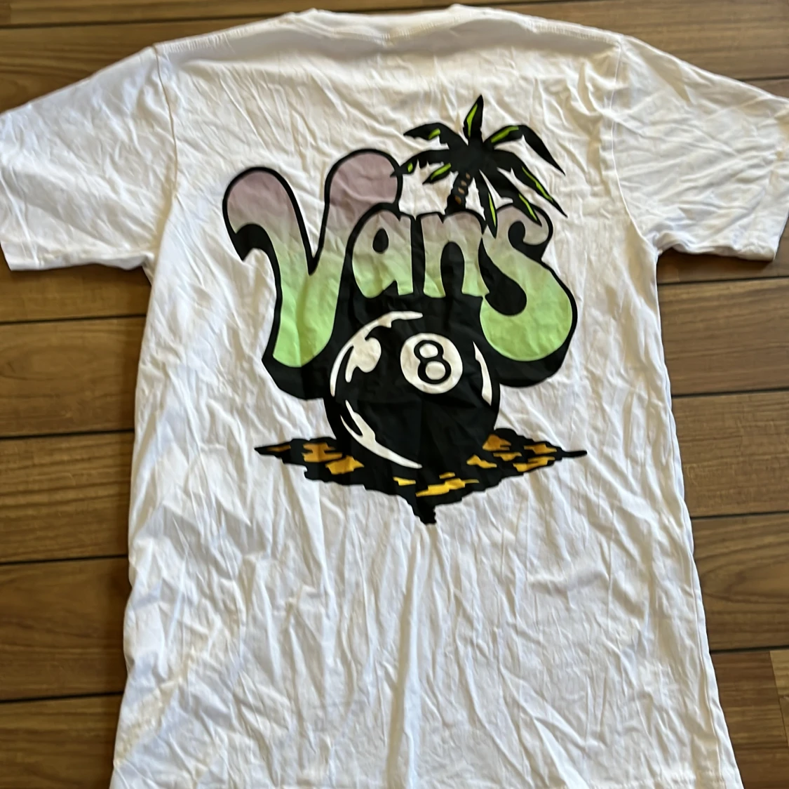 Oanvänd t shirt - 91