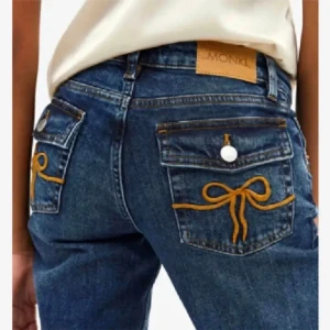 Monki jeans - Sååå snygga jeans från monki