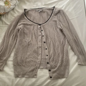 Kofta - Super fin tun trekvarts kofta🥰