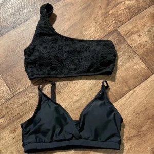Två bikinitoppar  - Aldrig använda, inte säker vars de är köpta men skulle gissa på shein. Den övre är i storlek S och på den undre står det 160. Skriv om du har några frågor!❤️