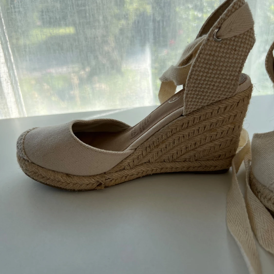 Vita kilklackar  - 90