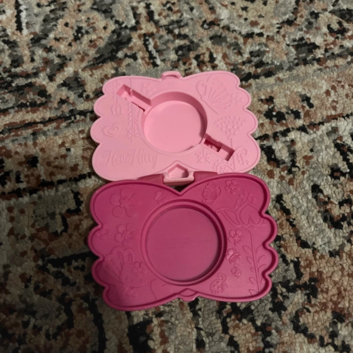 hello kitty ask - 90