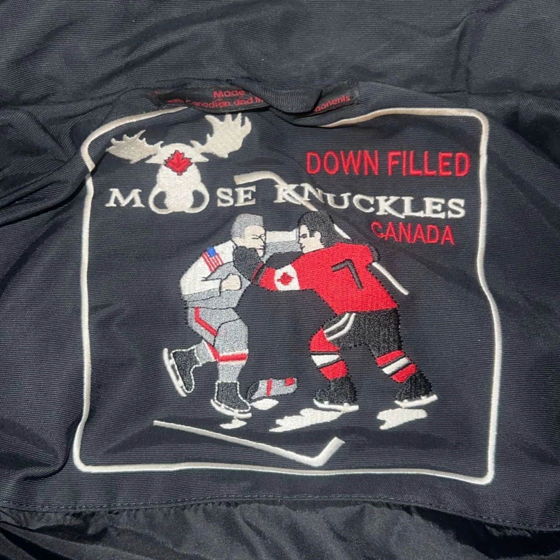 Säljer min moose knuckle jacka då jag köpt en ny jacka och inte använder denna längre! - 91