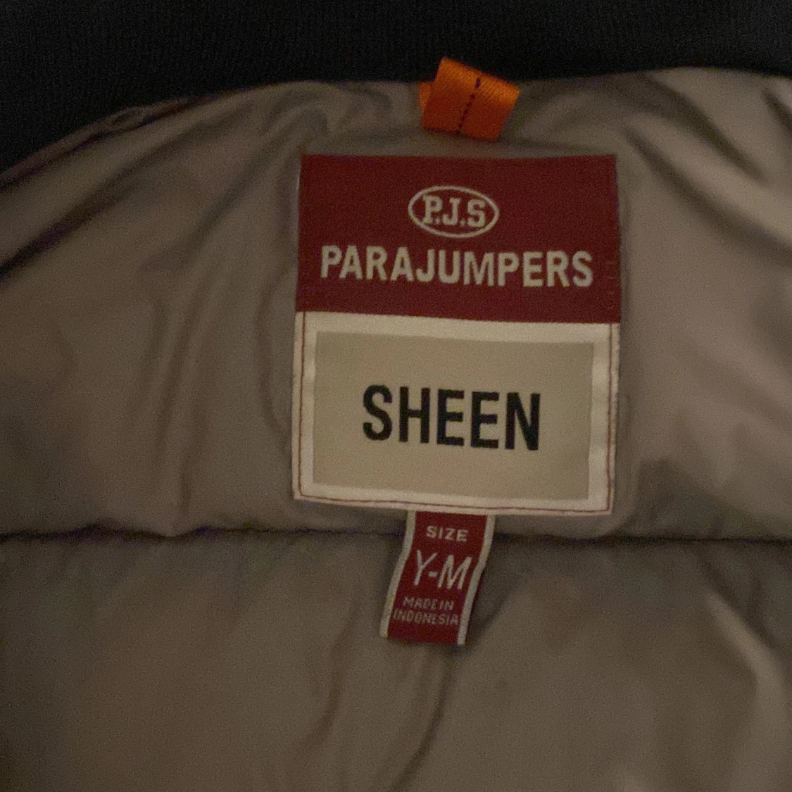 Svart dunjacka från Parajumpers - 91