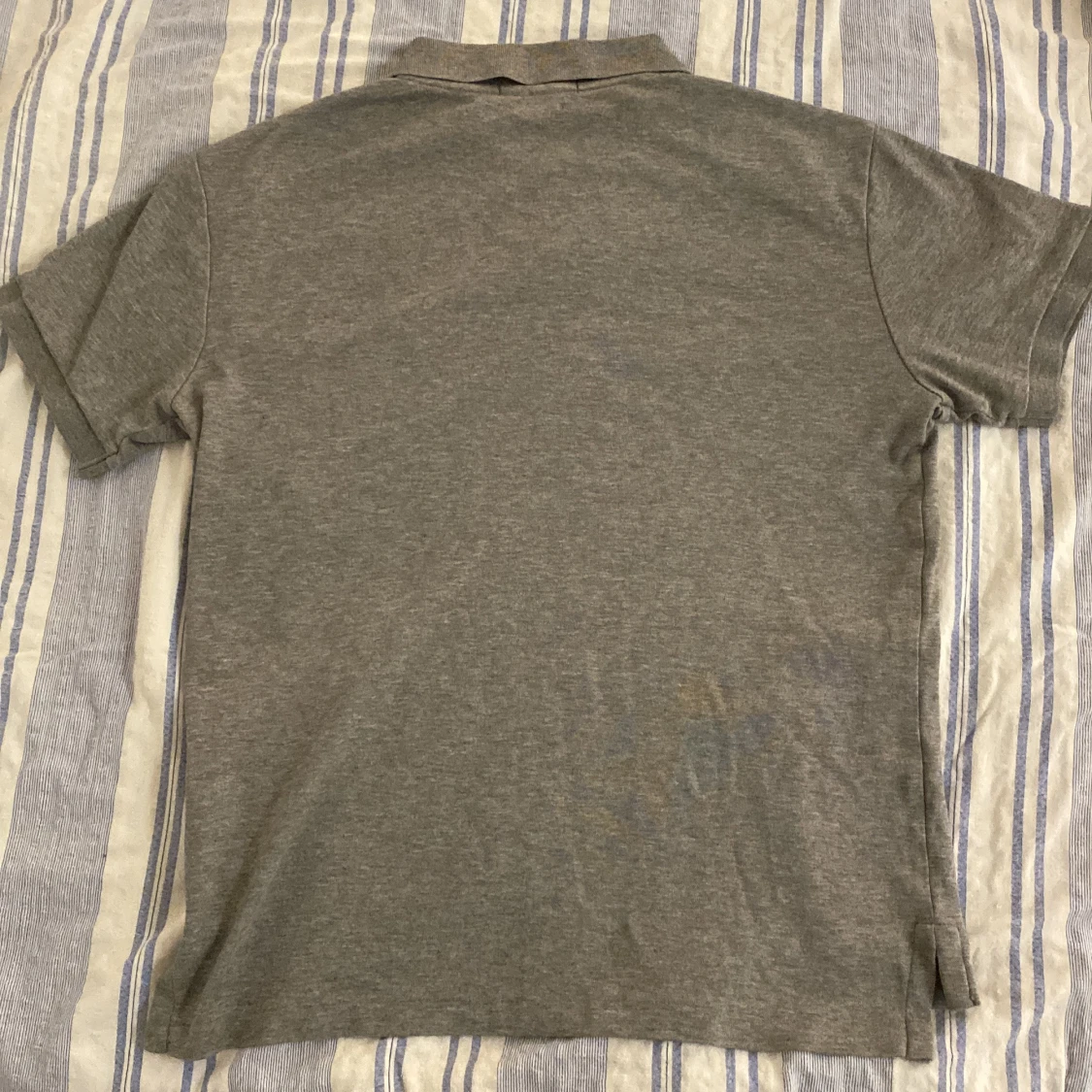 Grå pikétröja från Ralph Lauren - 1