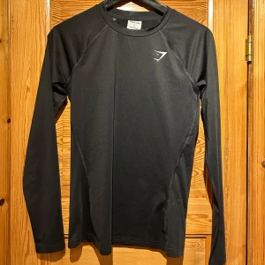 Tajt gymshark  - Supersnygg tajt långärmad ifrån gymshark 