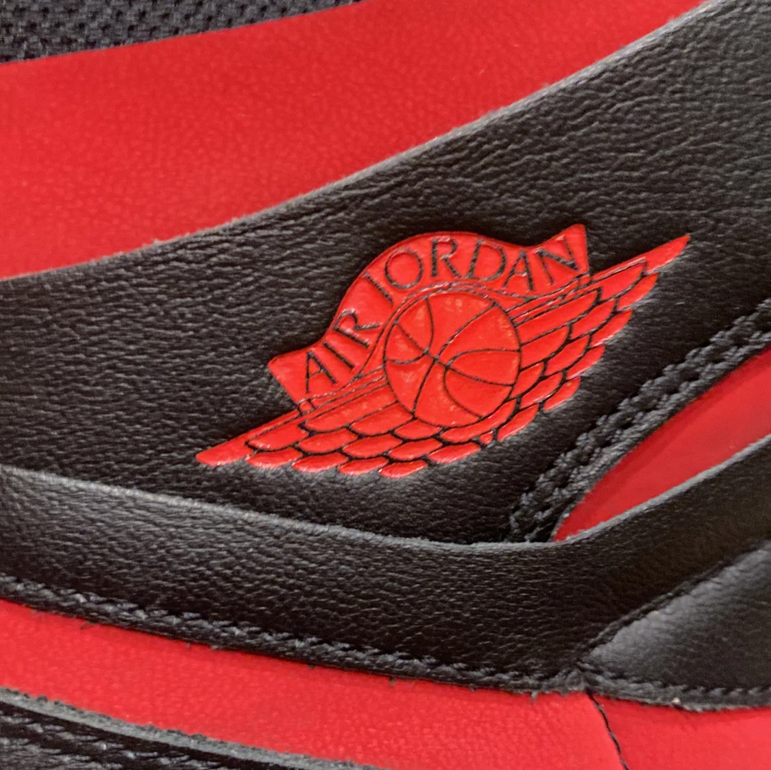 Ett par Nike Jordan skor. Höga storlek 36.5