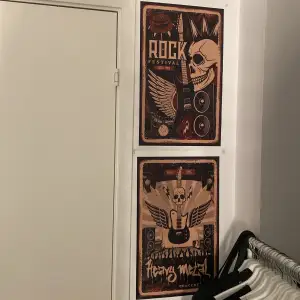 Två st metal posters 