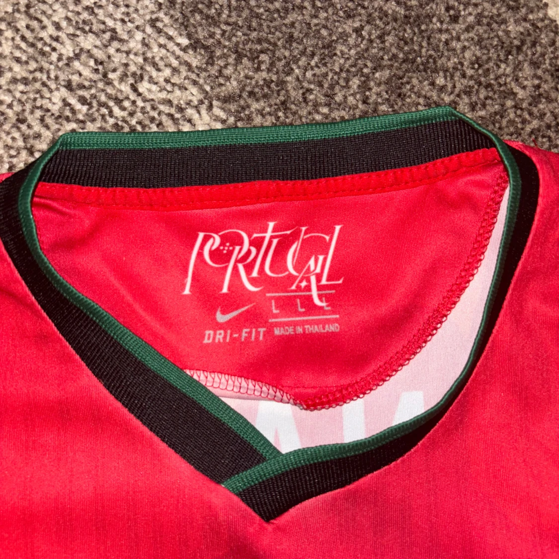 Röd Portugal fotbollströja - 91