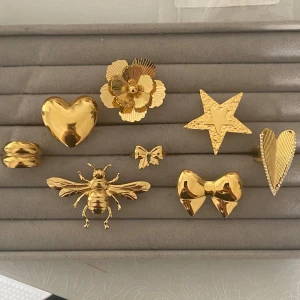 Ringar  - Swipea för pris. Frakt 18kr 