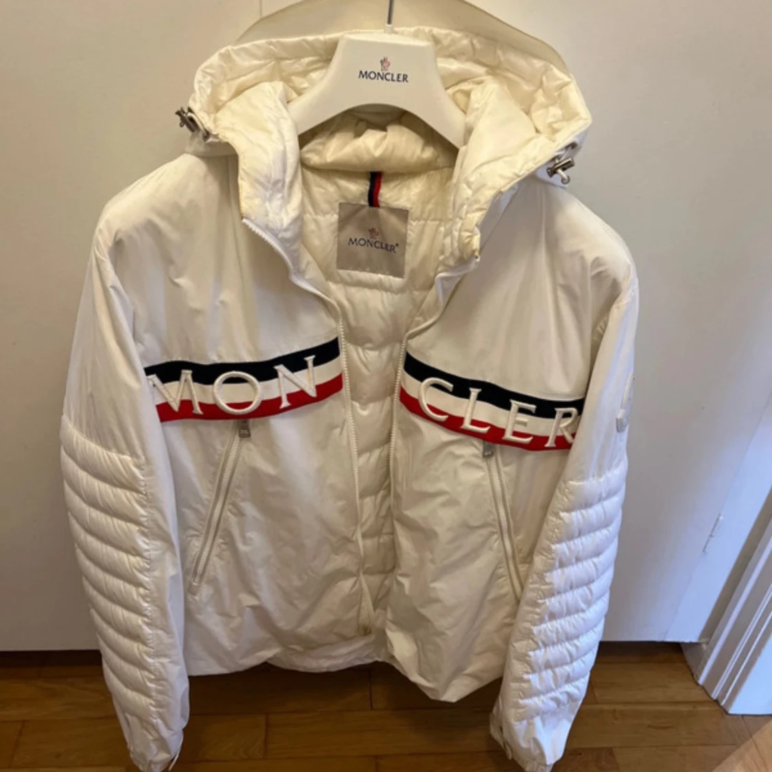 Moncler jacka