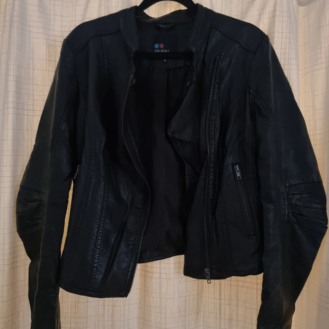 Skinnjacka från Even & Odd - 90