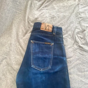 Nudie Jeans  - Tja, Dessa nudie jeans är använda 3-4 par gånger och är i helt ny skick, skriv vid minsta fundering 😃