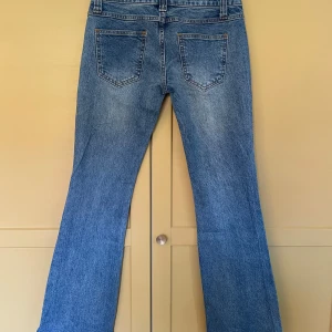 Low cut jeans - Nya och oanvända med prislapp kvar.