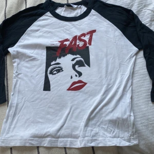 Vintage tröja  - Jätte snygg tröja 💕 Den är i väldigt bra skick