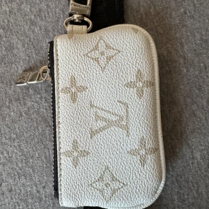 Väska  - Jätte fin  