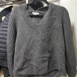 Stickad tröja  - Jätte fin stickad tröja sitter lite oversize